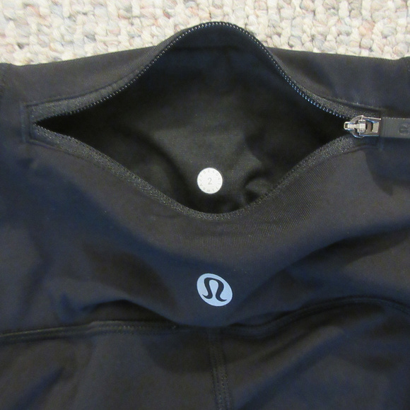 Lululemon On Your Mark Crop (23") Pant - Sz 2 - Picture 5 of 8